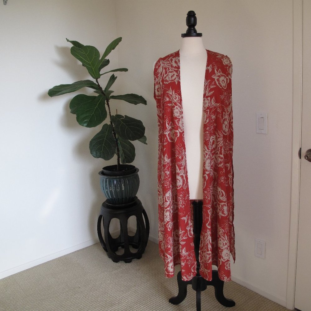 LULA ROE Red Floral Sleeveless Duster